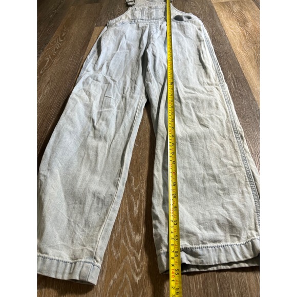 Universal Thread Womens Light Wash Herringbone Denim Overalls Size 2 Blue - Picture 2 of 8